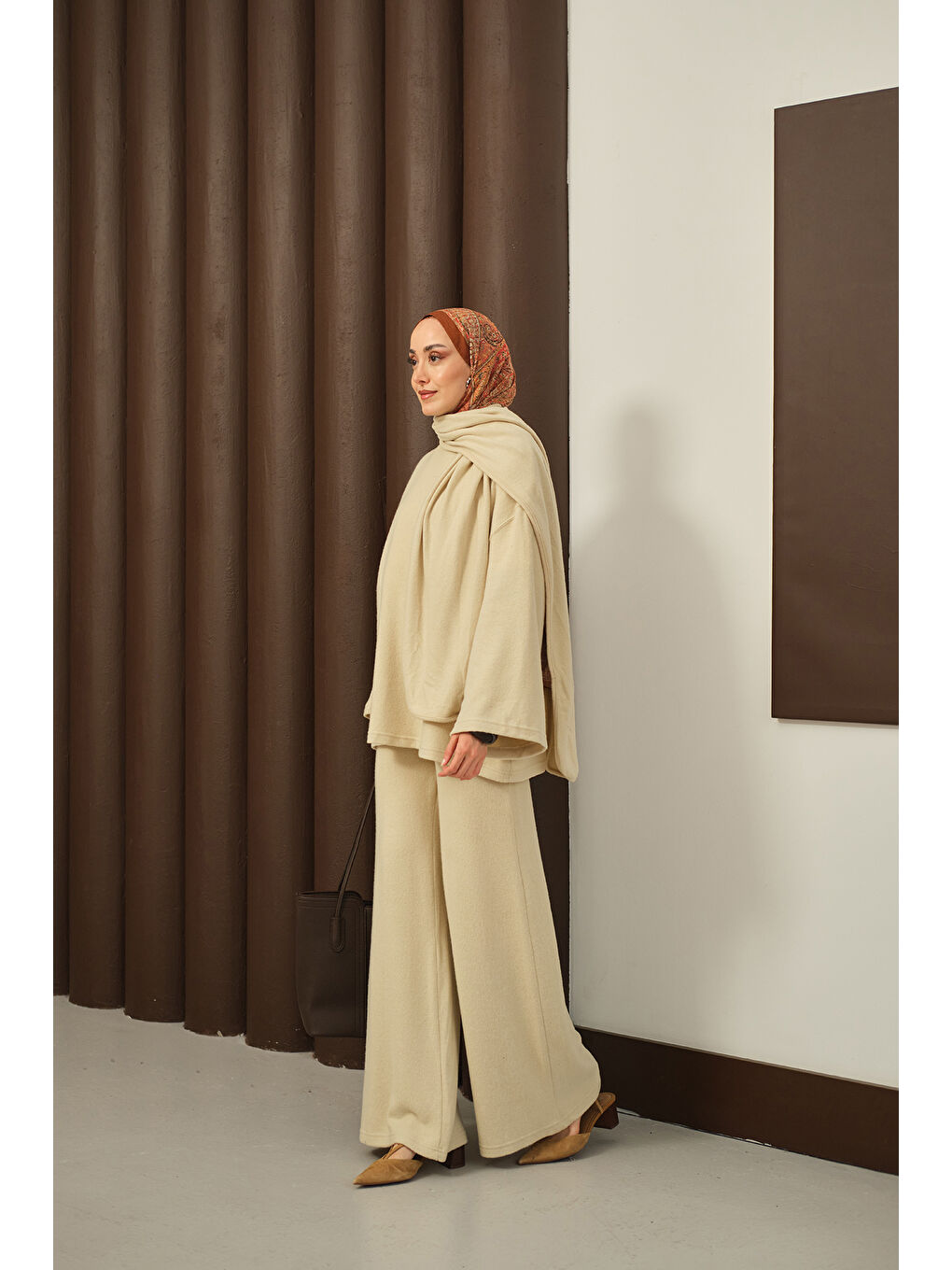 Ekru Kadın Atkı Detay İkili Takım Krem-2