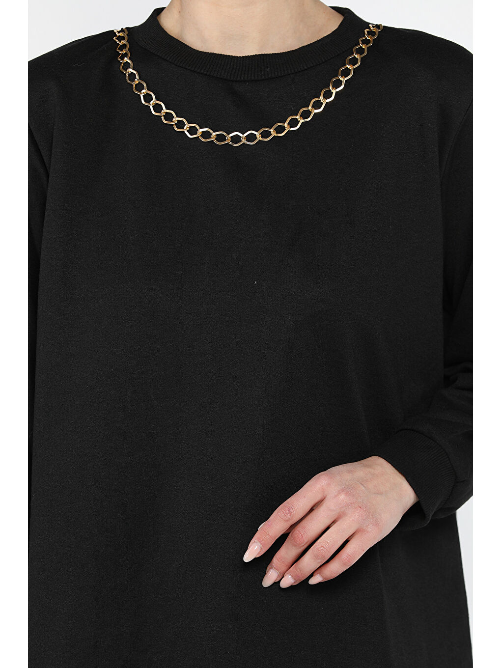 Siyah Kadın Bisiklet Yaka Aksesuar Detaylı Bluz-3