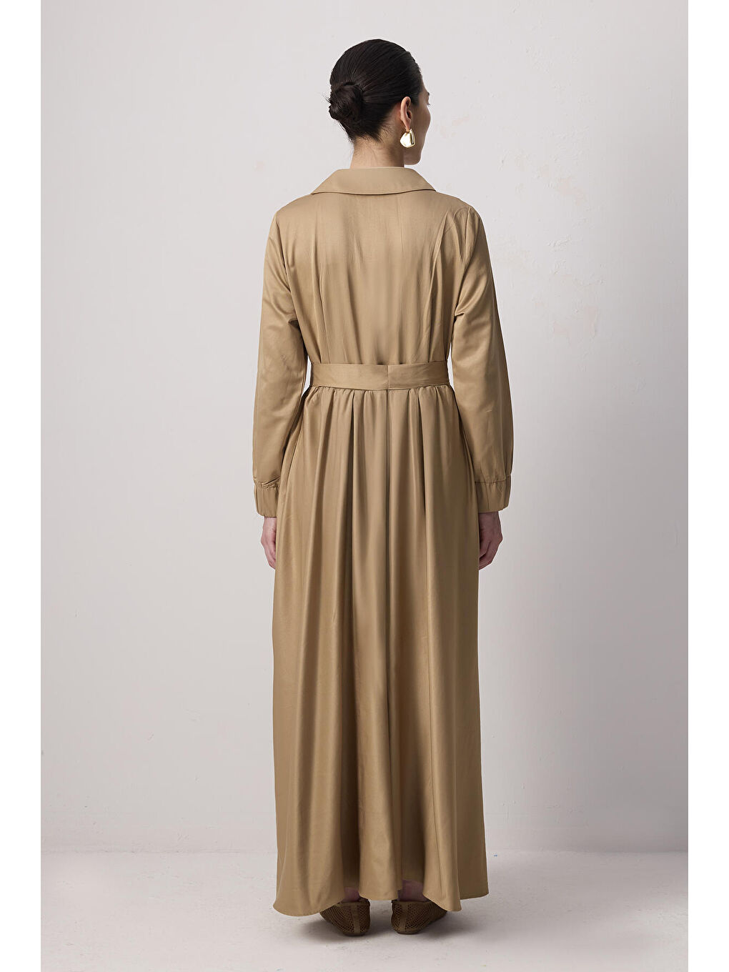 Bej Yakası Fermuarlı Elbise-3