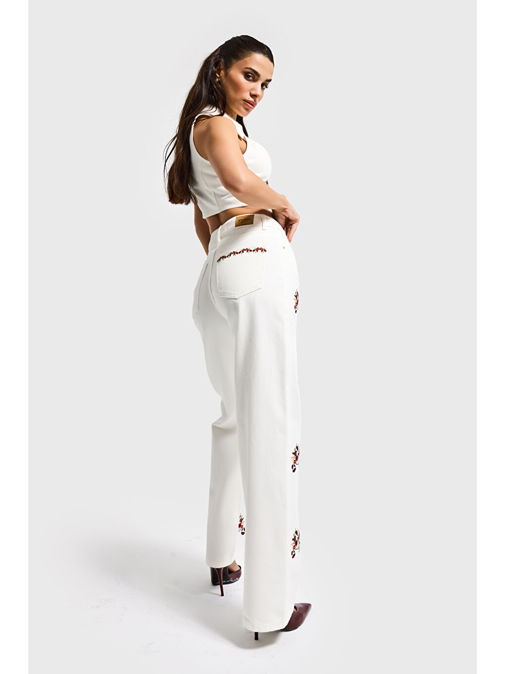 Kadın Ekru Renk 7s6-101 Straight Fit Yüksek Bel Özel Nakışlı Tasarım Denim Jean-4