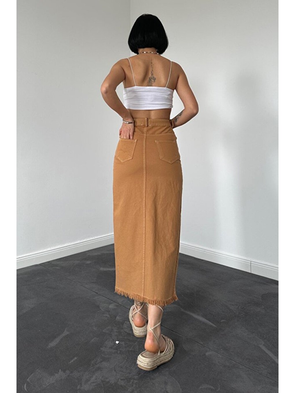 Kahverengi Camel Gabardin Boyamalı Püsküllü Etek-1