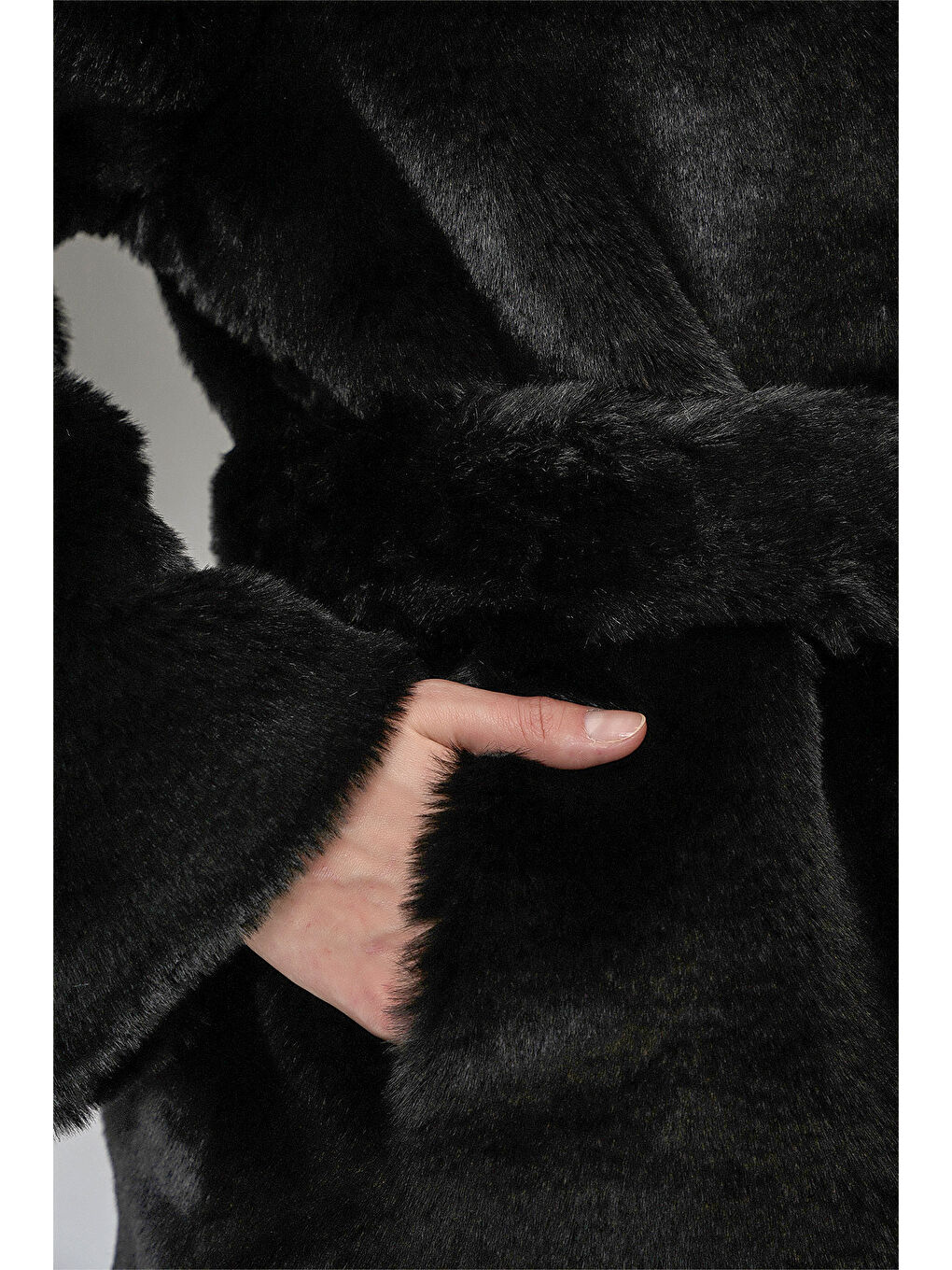 Kadın Pelüş Kürk Mont 5234 - Siyah-4