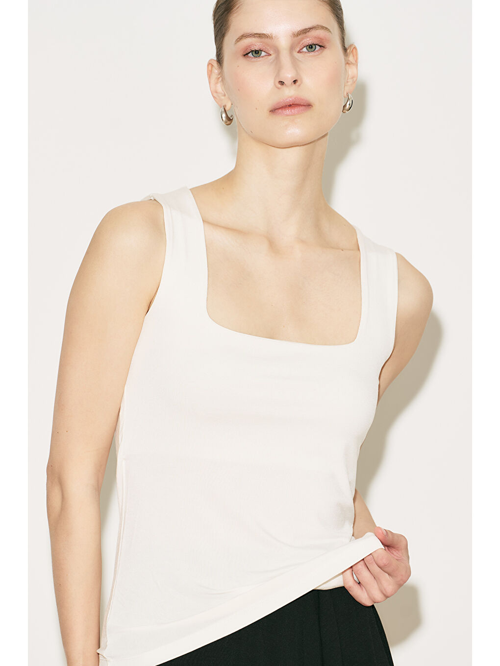 Easy Kolsuz Kare Yaka Bluz Ekru-4