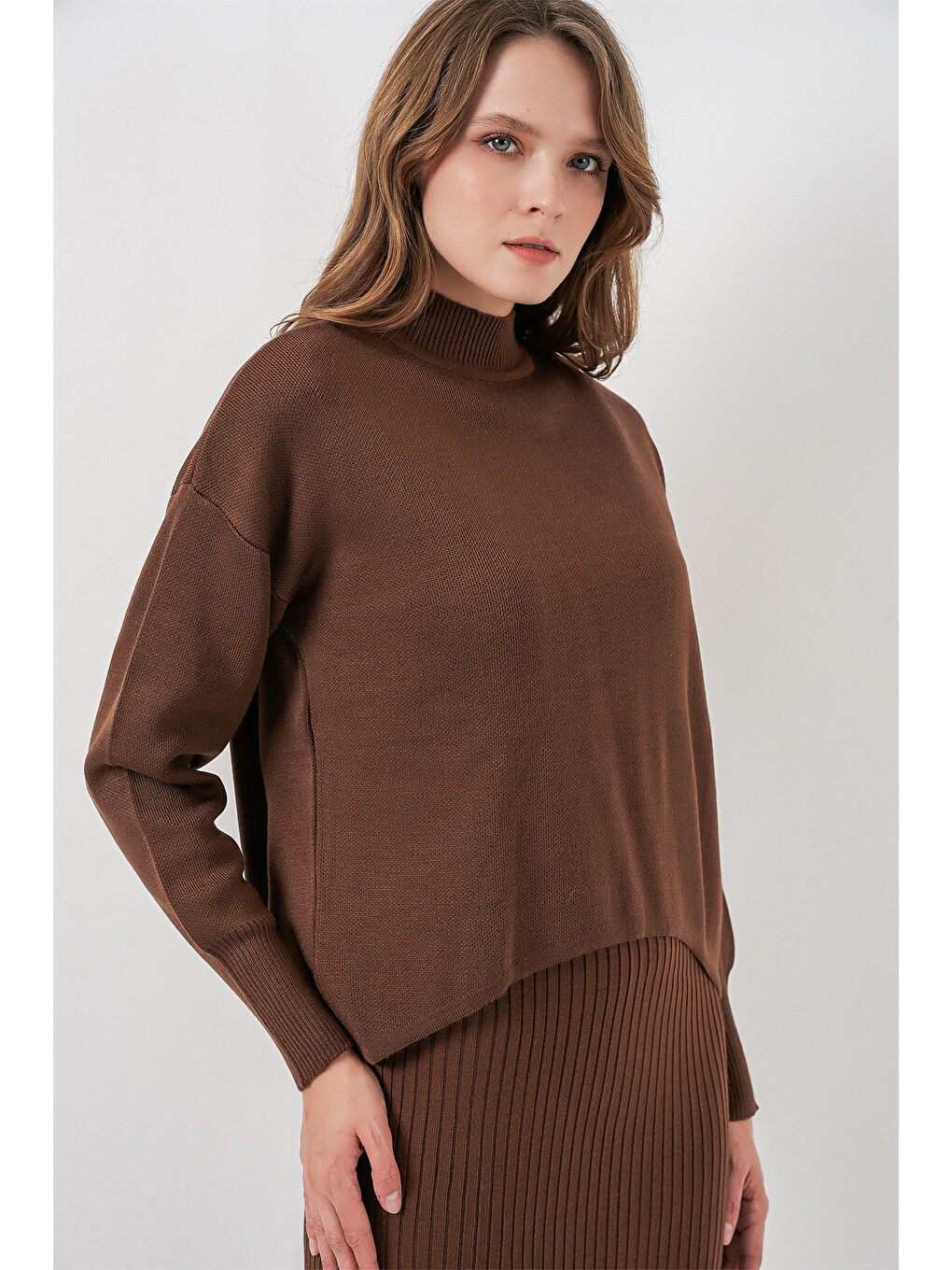 Kadın Kısa Kazaklı Triko Elbise 15958 - Kahverengi-1