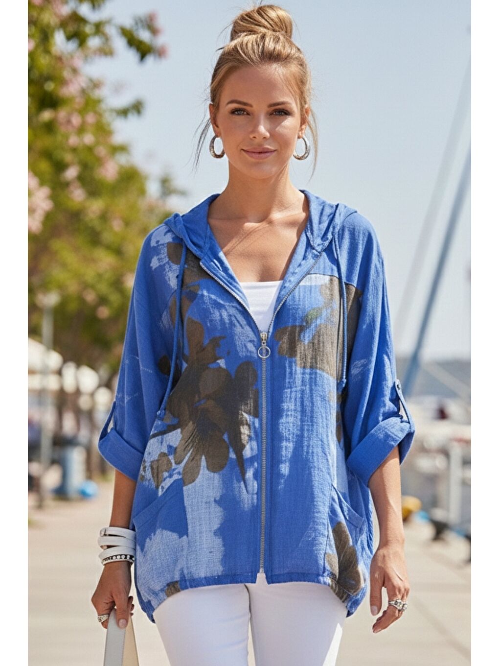 İtalyan Saks Mavisi Düğmeli Uzun Kollu Cepli Kapüşonlu Fermuarlı Regular Boy Dokuma Ceket 68 65