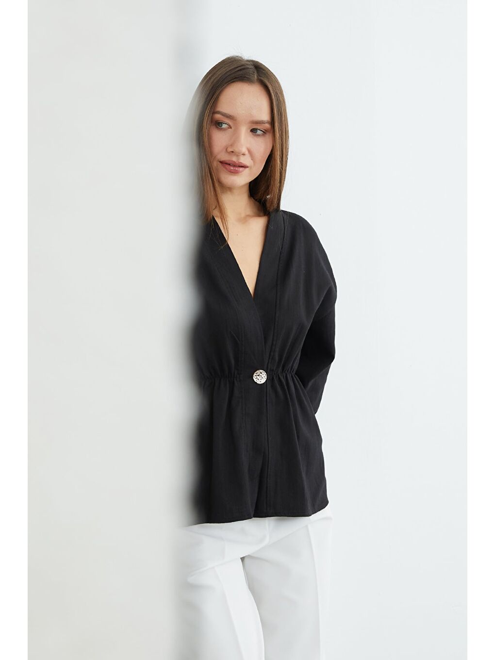 Siyah Beli Lastikli Keten Görünümlü Ceket-4