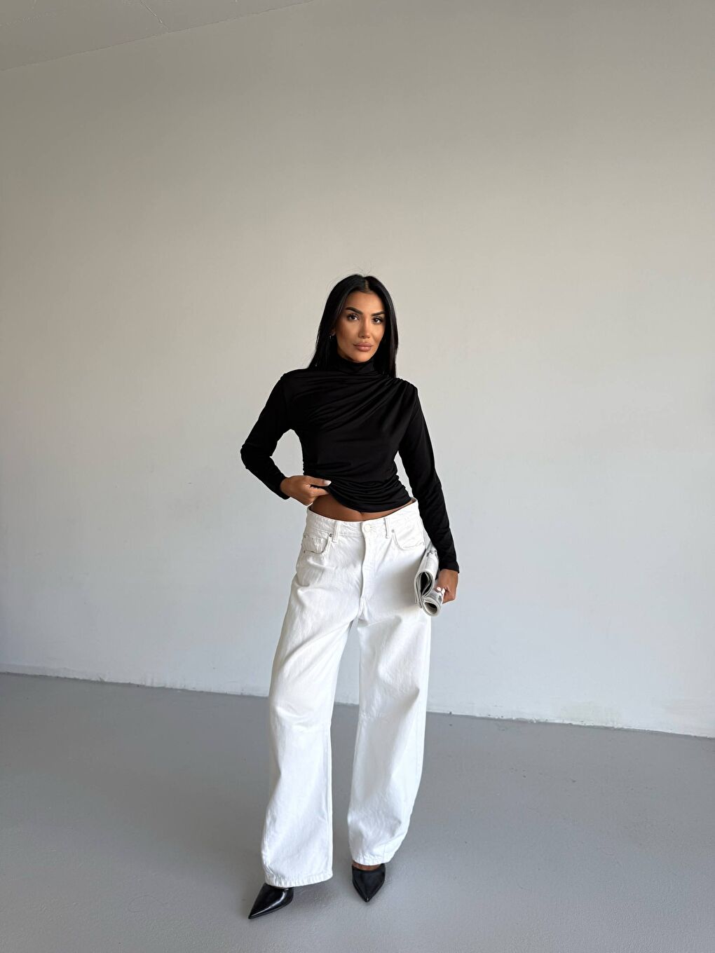 Boğazlı Siyah Sandy Bluz-1