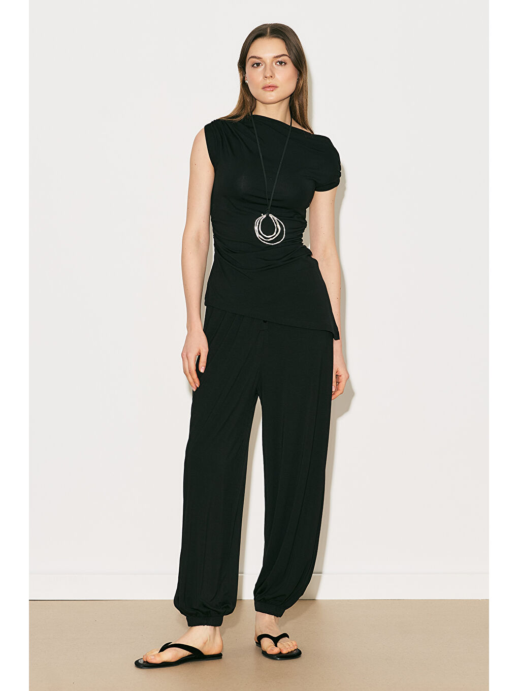 Easy Kolsuz Büzgülü Bluz Siyah-1