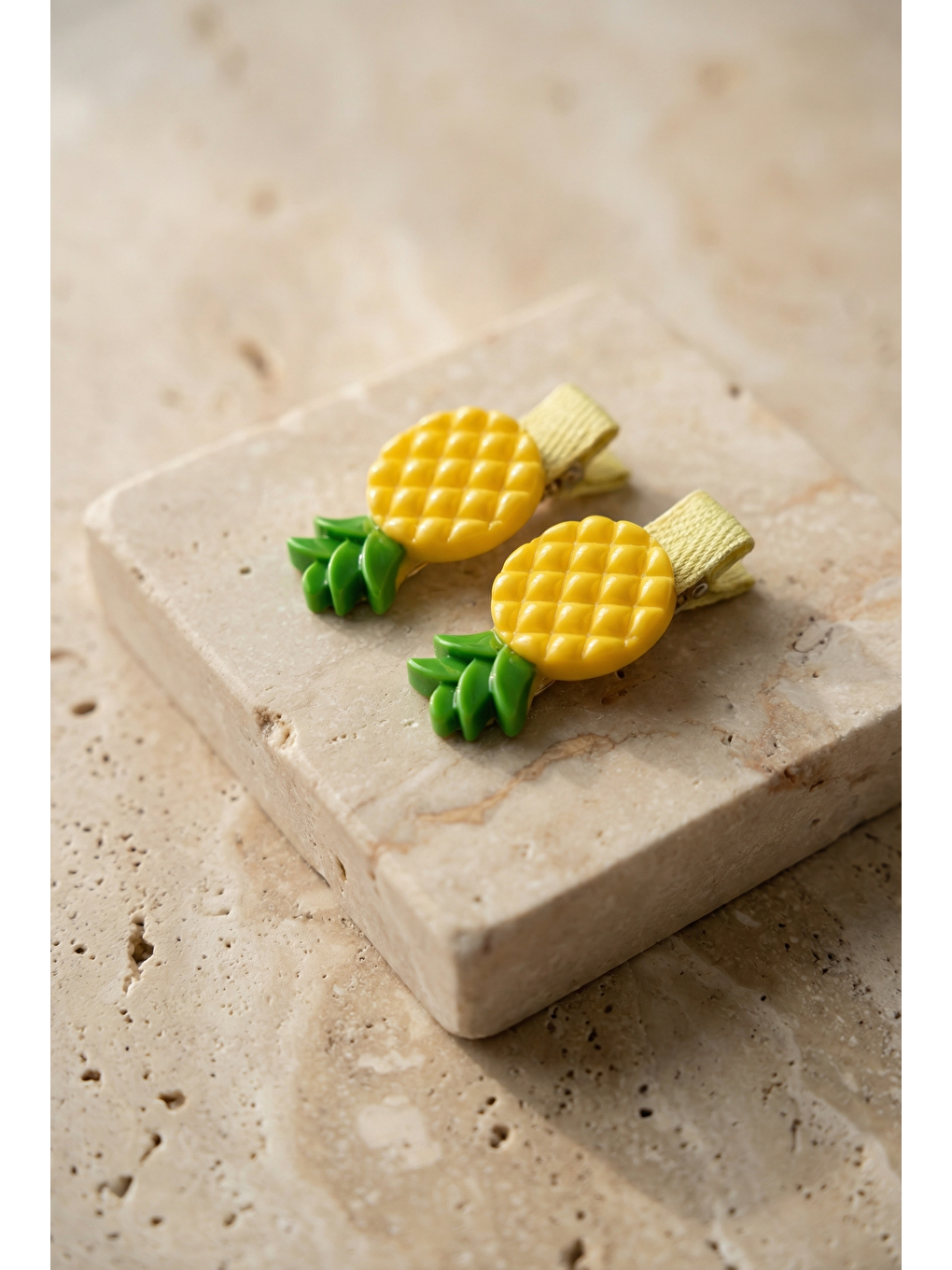 Ananas Aksesuarlı 2'Li Sarı Toka