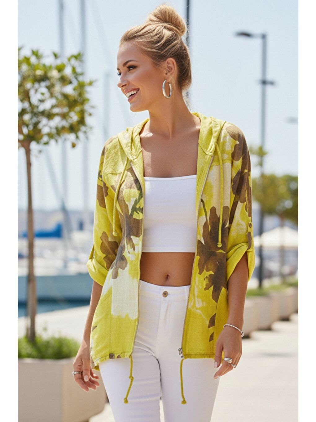 İtalyan Sarı Düğmeli Uzun Kollu Cepli Kapüşonlu Fermuarlı Baskılı Regular Boy Dokuma Ceket 68 65-1