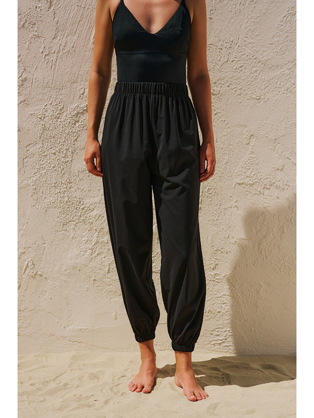 Büzgülü Jogger Form Mayo Pantolon Siyah-7