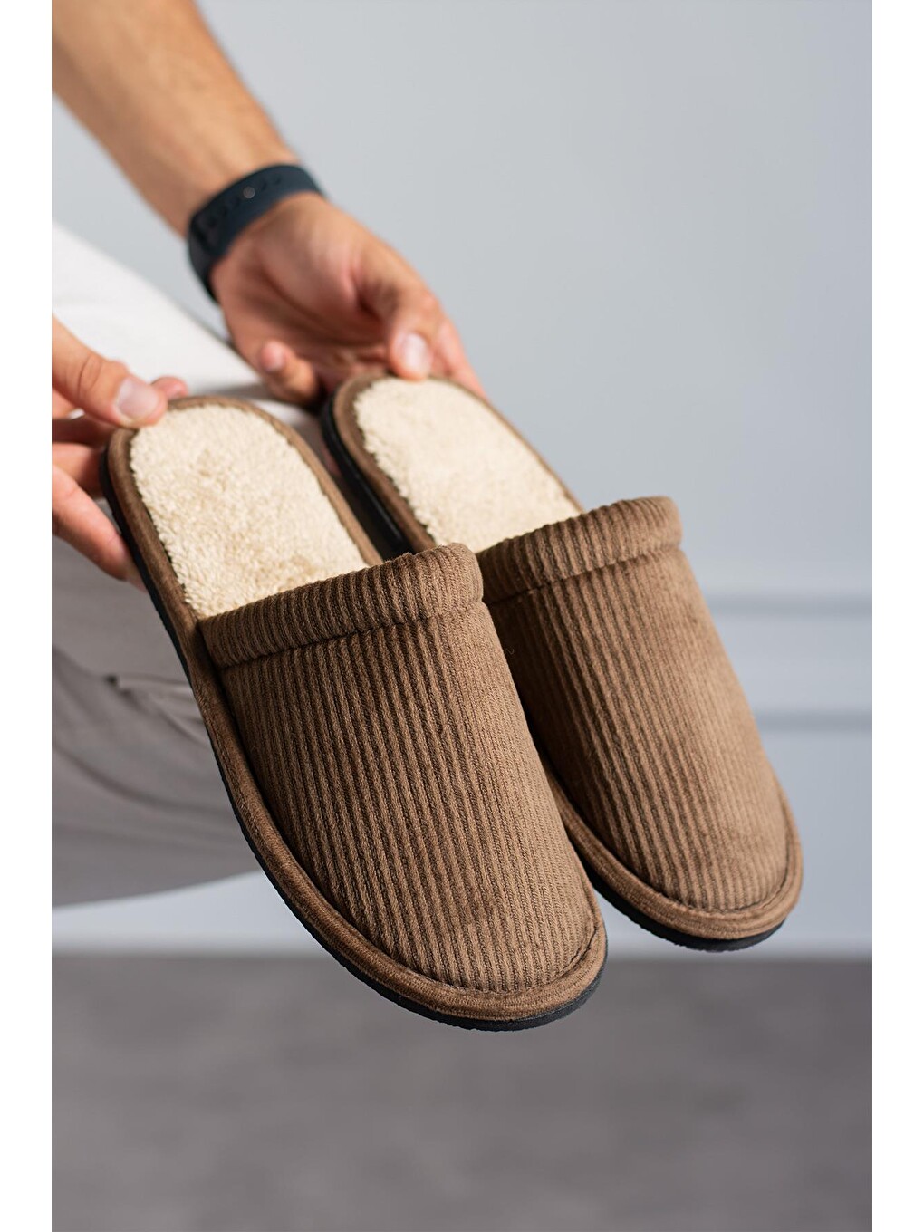 Kahverengi Fitilli Düz Unisex Ev Terliği Kışlık Kadın Erkek Terlik