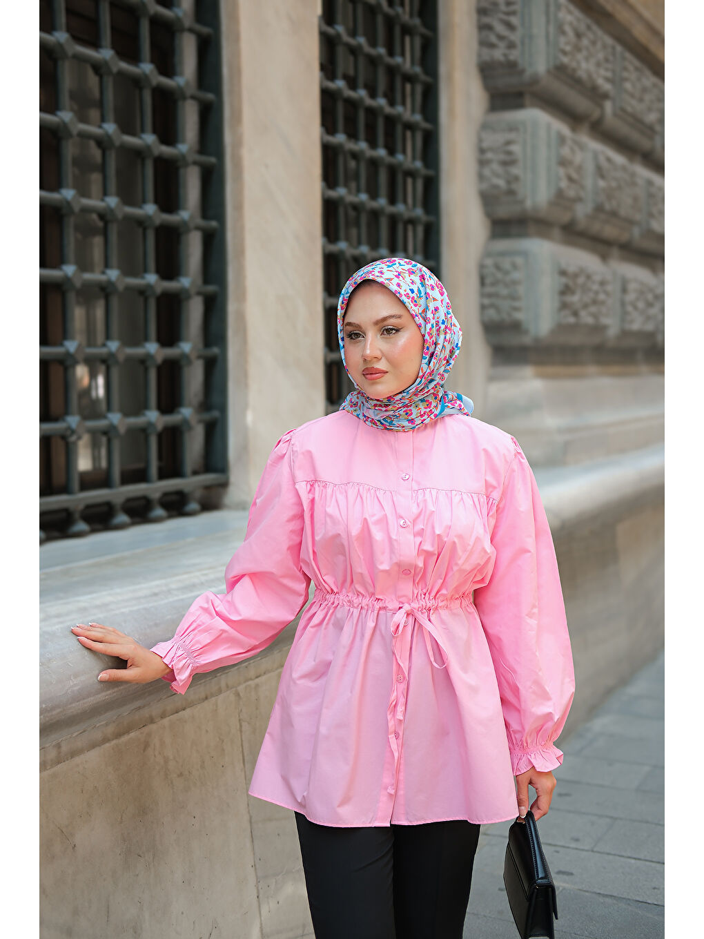 Kadın Robadan Büzgü Detaylı Balon Kol Gömlek Pembe-4