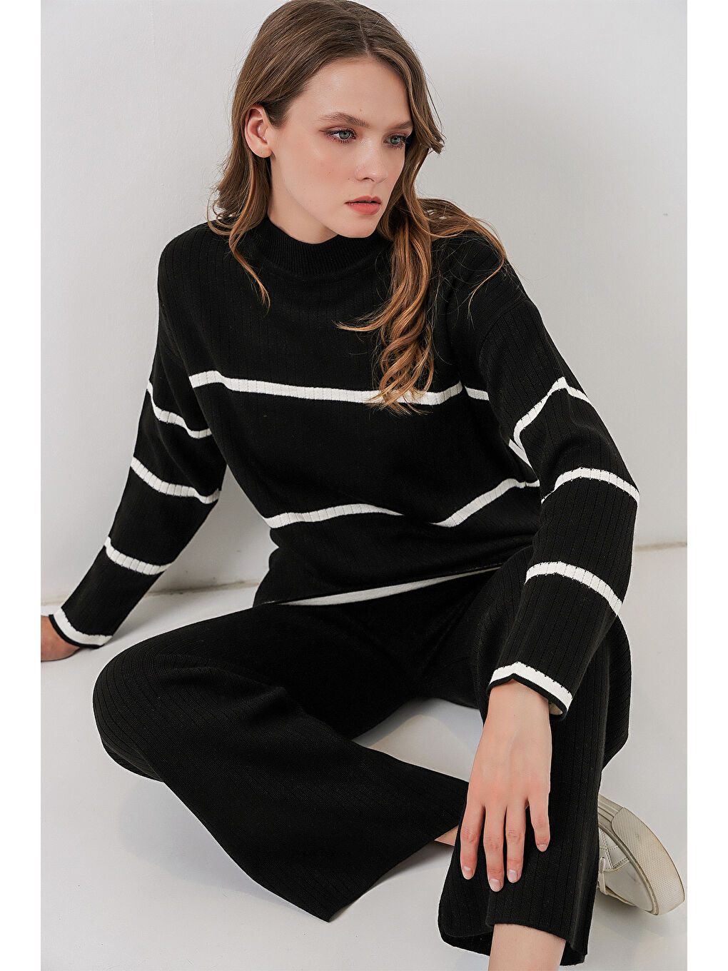 Kadın Çizgili Oversize Triko İkili Takım 15959 - Siyah-3