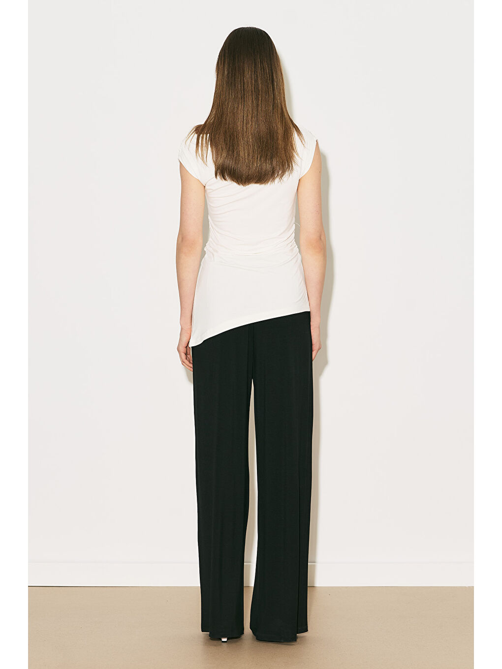 Easy Kolsuz Büzgülü Bluz Ekru-5