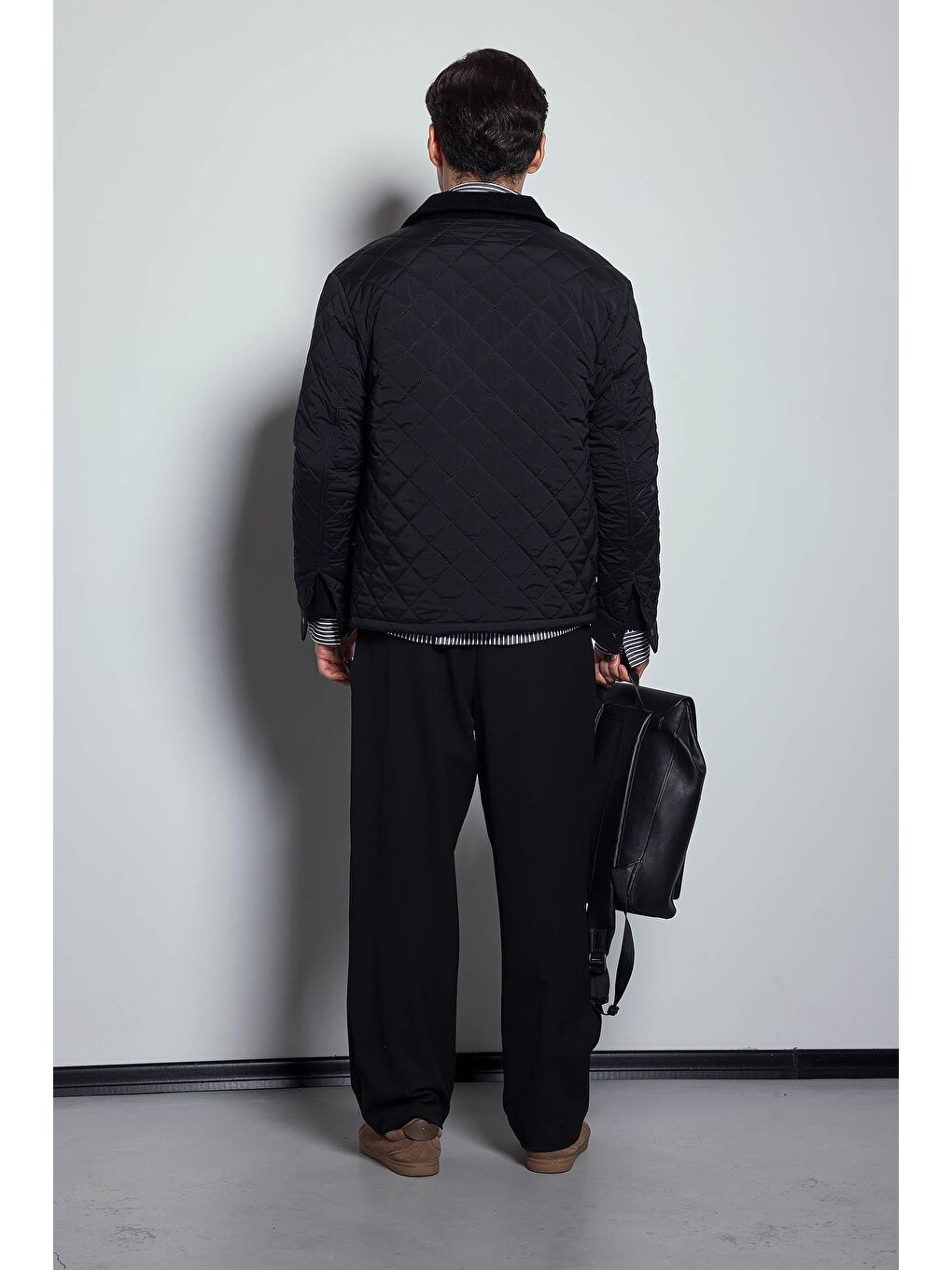 Erkek Oversize Fitilli Yaka Detaylı Kapitone Ceket Siyah-10