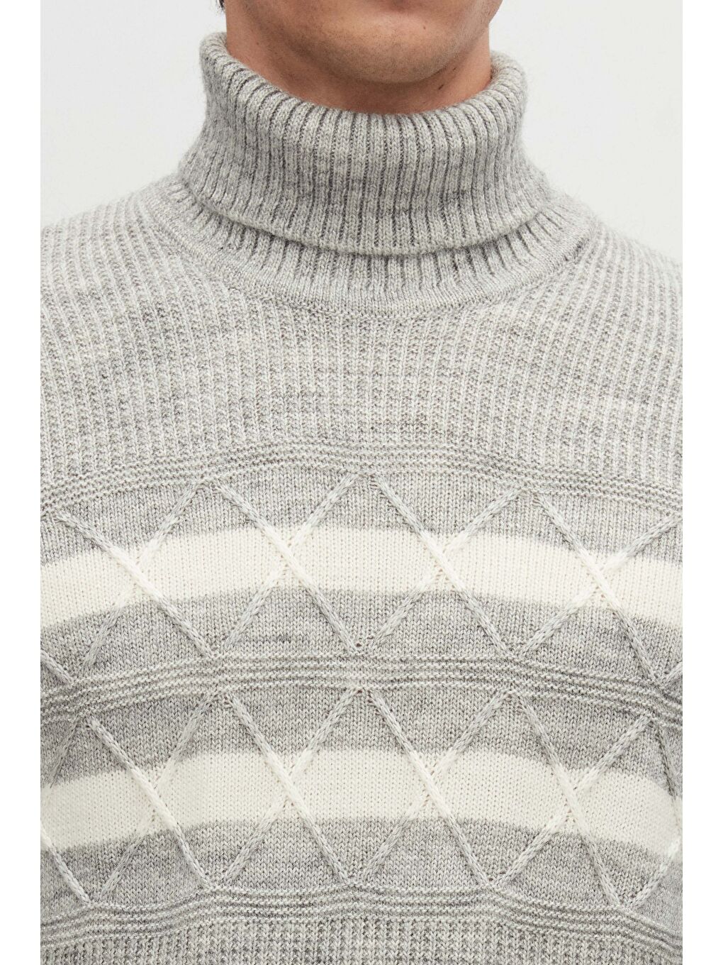 Regular Fit Gri Melanj Çizgili Tüylenme Yapmayan Tam Balıkçı Yaka Triko Kazak-2