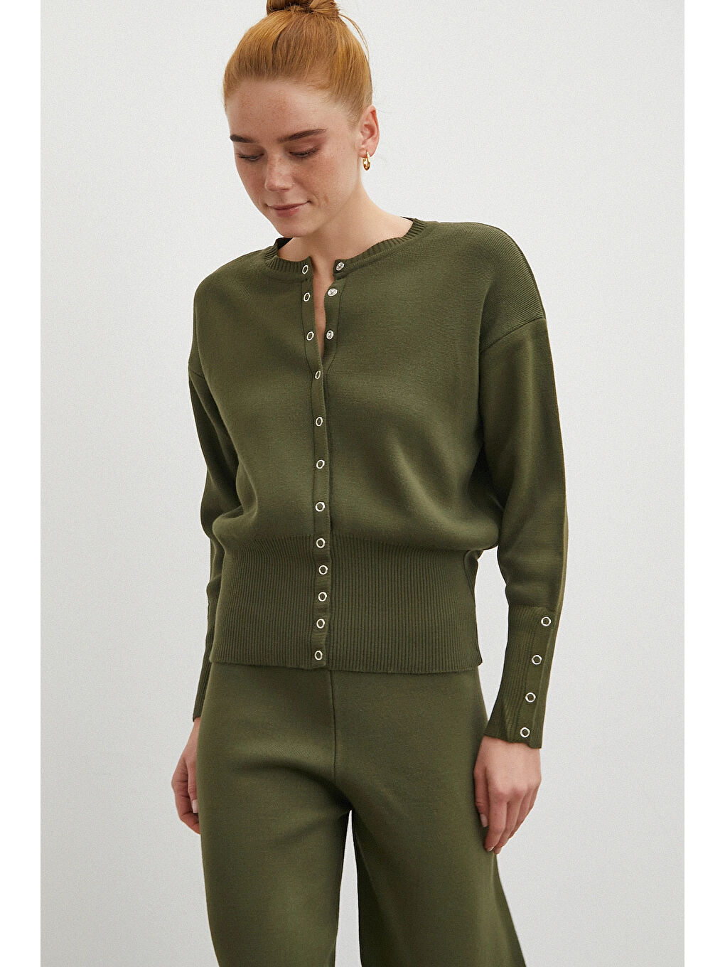 Çıtçıtlı Pantolonlu Triko Takım Haki-3