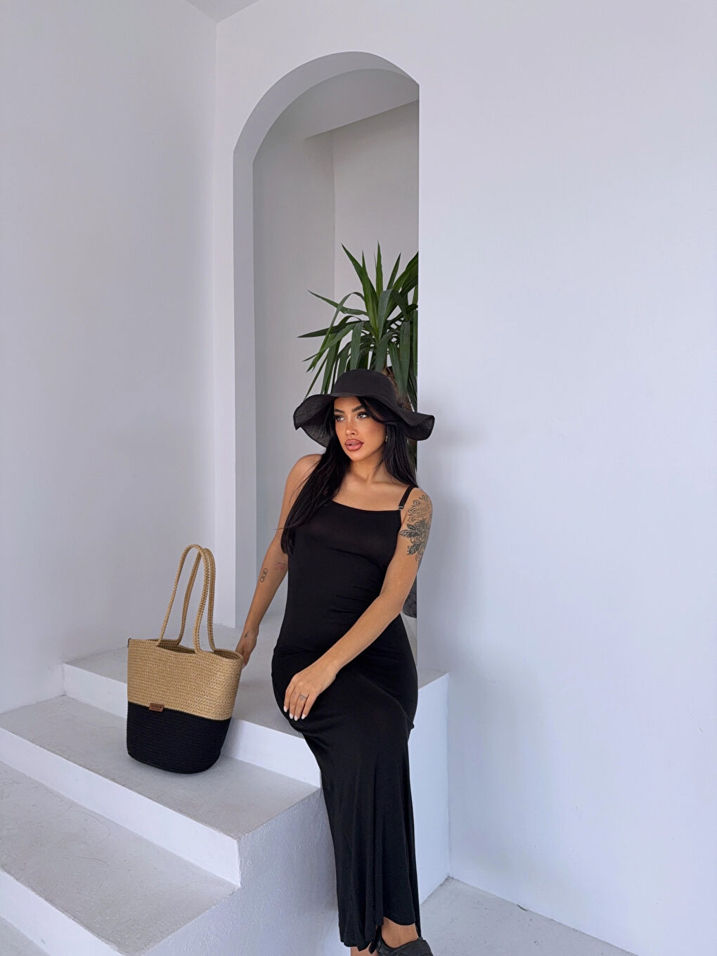 Kadın Siyah Ayarlanabilir Askılı Midi Boy Elbise HZL25S-FRY122921-4