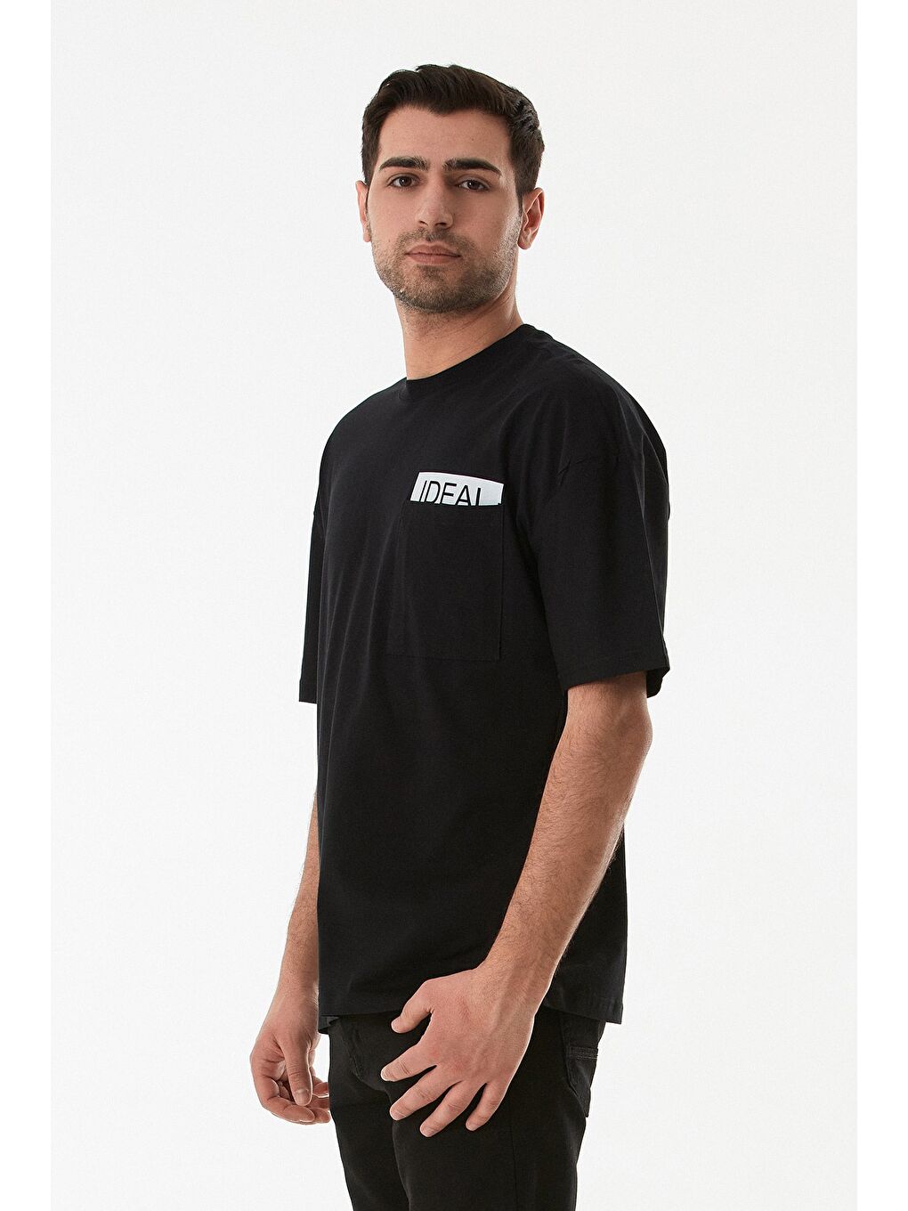 Siyah Ideal Baskılı Cep Detaylı Oversize Kısa Kol Tişört-2
