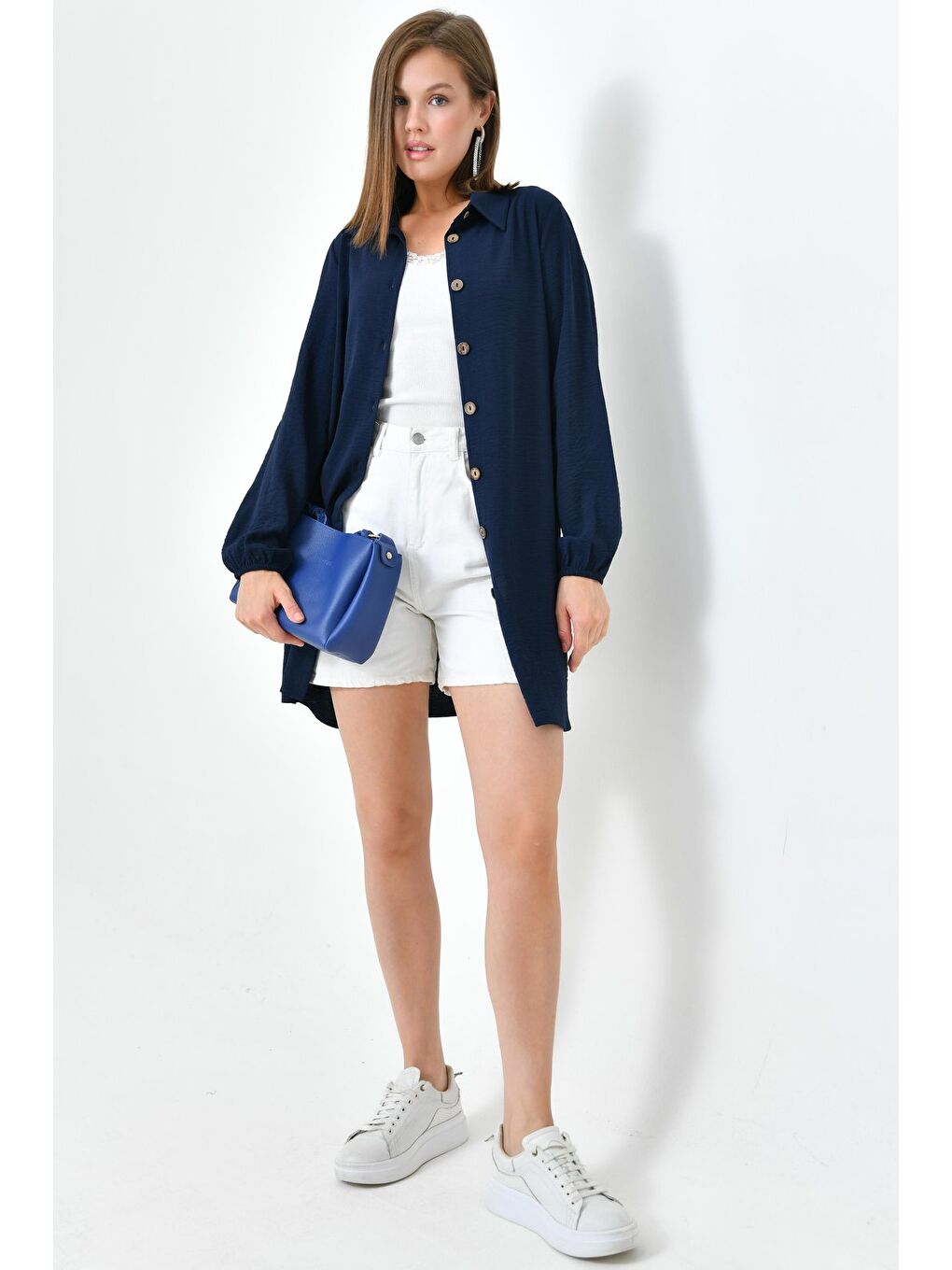 Koyu Lacivert Kadın Gömlek Yaka Ahşap Düğmeli Kolağzı Lastikli Aerobin Dokuma Tunik - Regular Fit-4