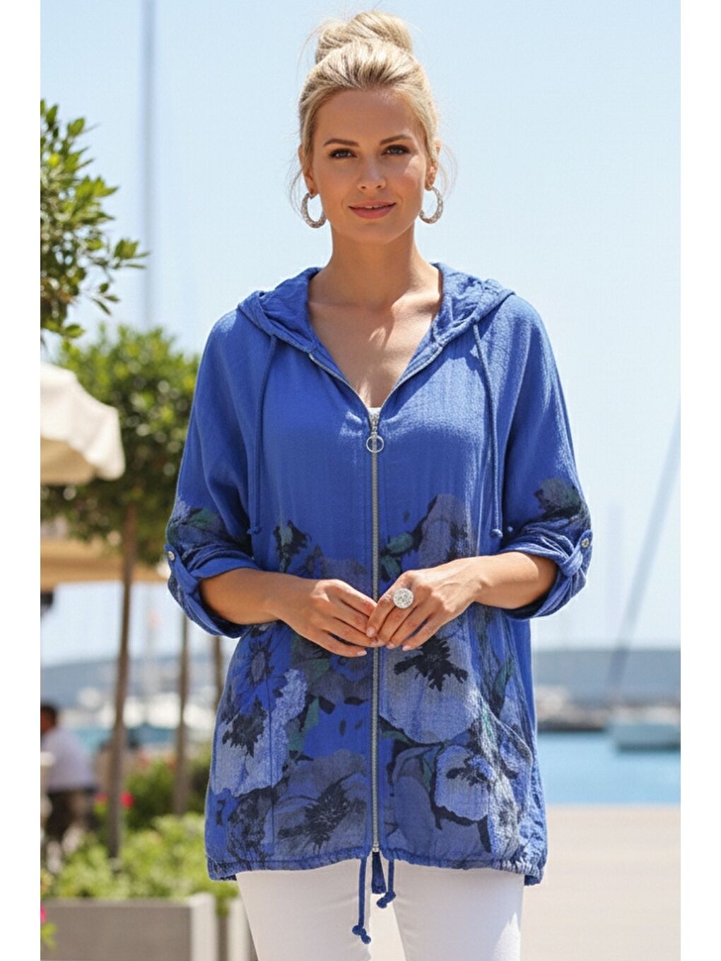 İtalyan Saks Mavisi Düğmeli Uzun Kollu Cepli Kapüşonlu Fermuarlı Regular Boy Dokuma Ceket 68 65-1