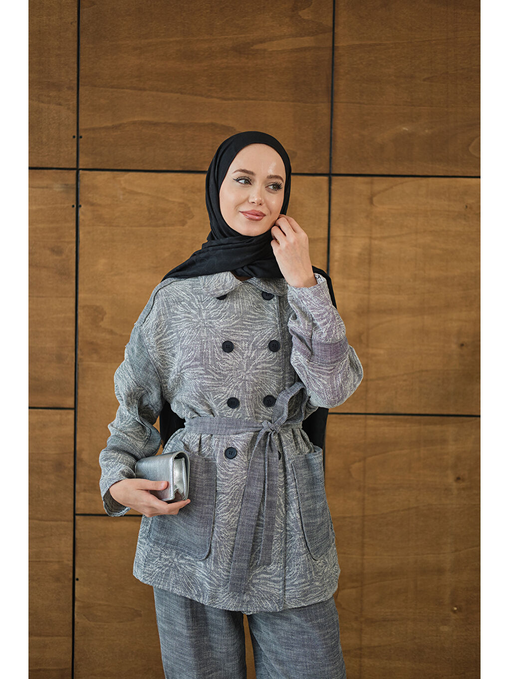 Kadın Çift Düğmeli Takım Gri-1