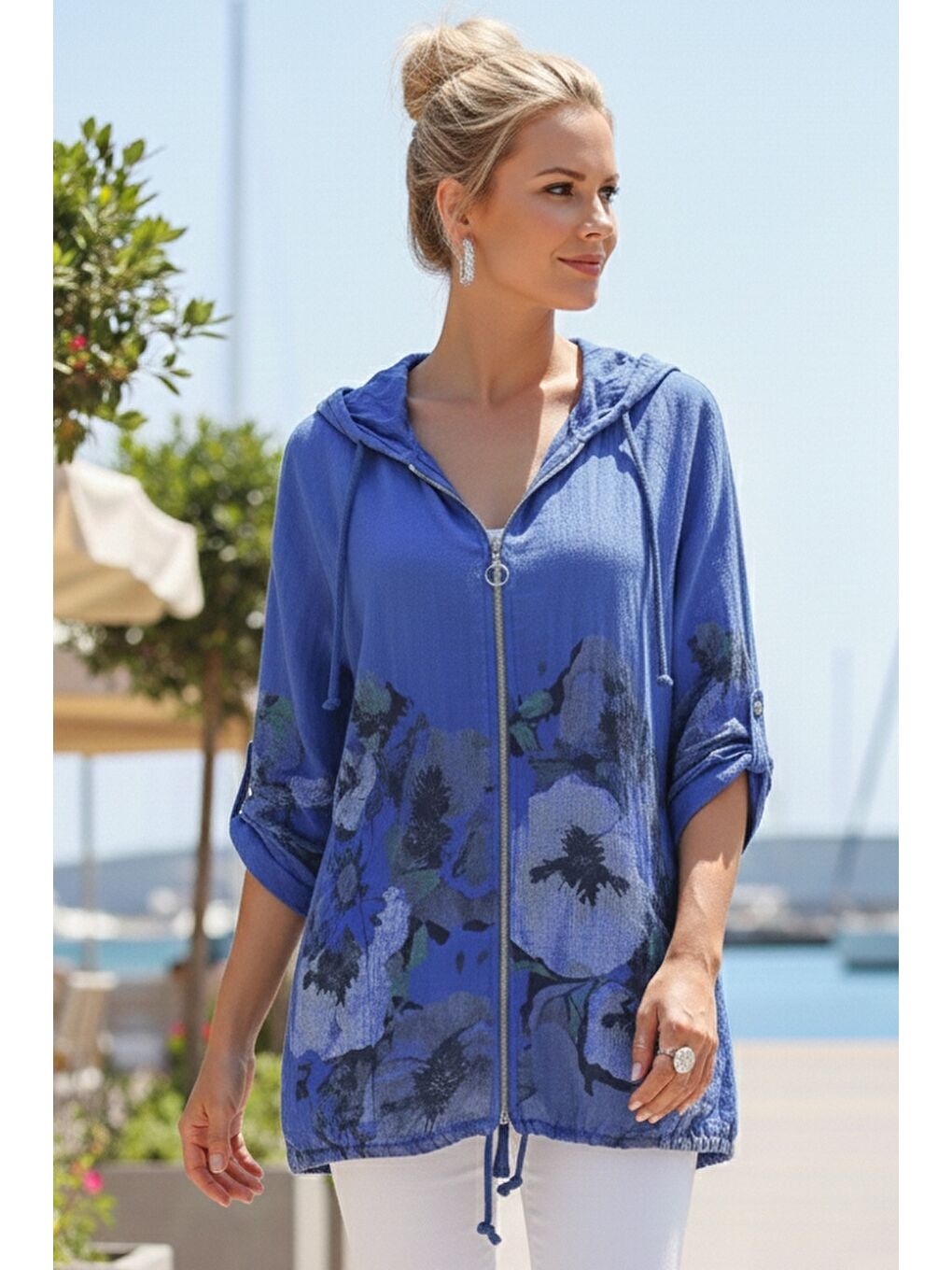 İtalyan Saks Mavisi Düğmeli Uzun Kollu Cepli Kapüşonlu Fermuarlı Regular Boy Dokuma Ceket 68 65-3