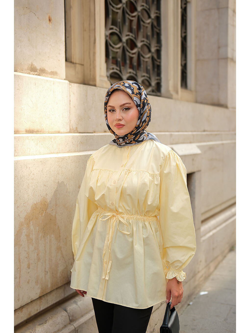 Kadın Robadan Büzgü Detaylı Balon Kol Gömlek Sarı-1