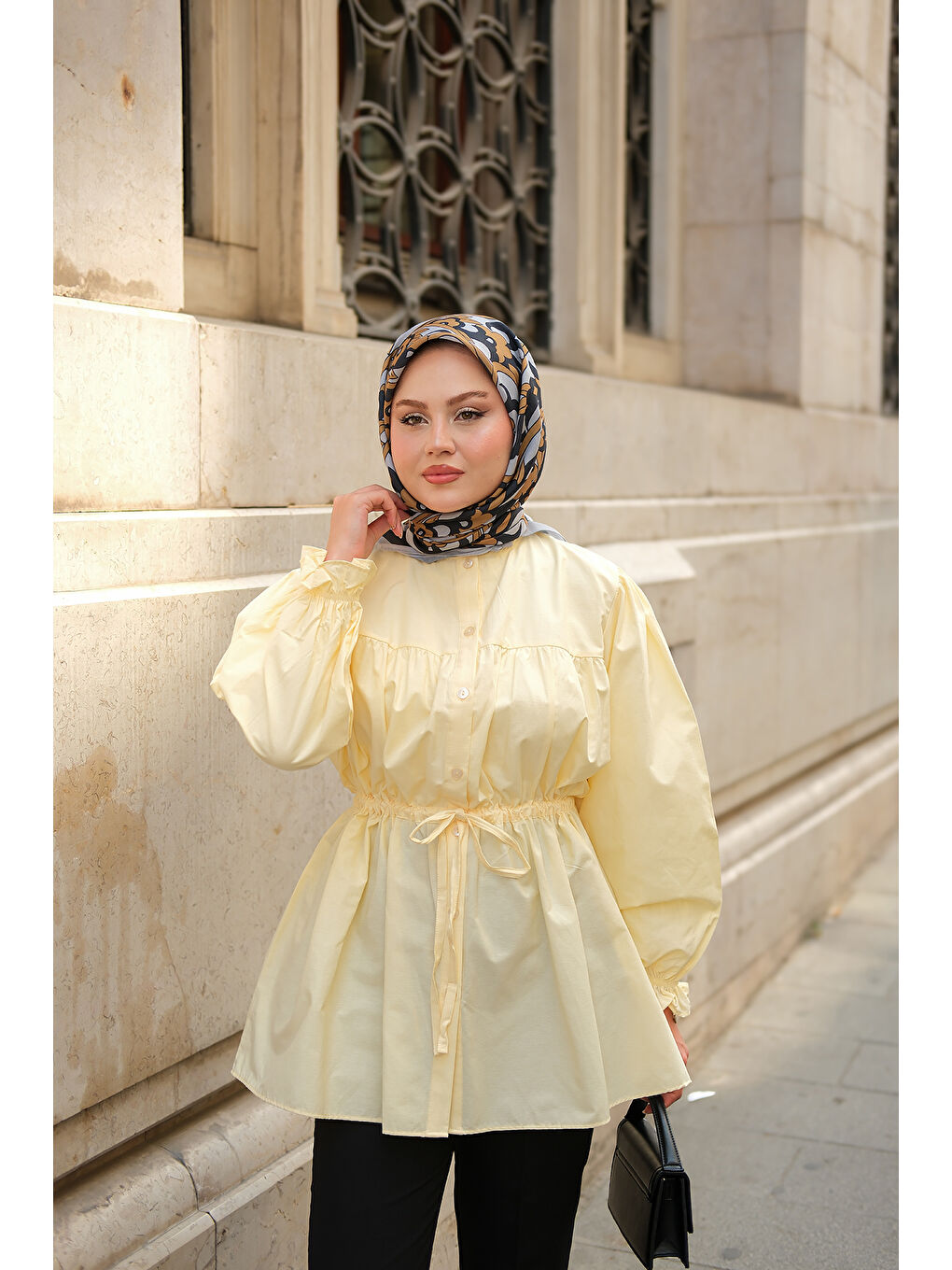 Kadın Robadan Büzgü Detaylı Balon Kol Gömlek Sarı-2