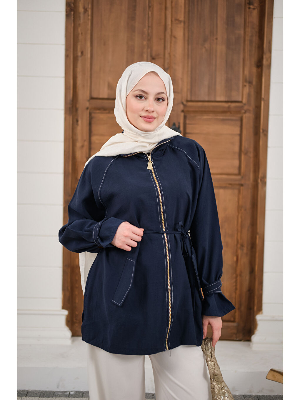 Kadın Gold Fermuar Detay Dikiş İzli Ceket Lacivert-1