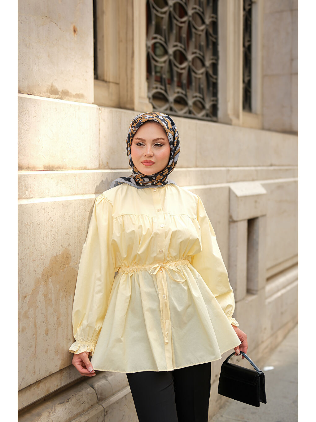 Kadın Robadan Büzgü Detaylı Balon Kol Gömlek Sarı-3