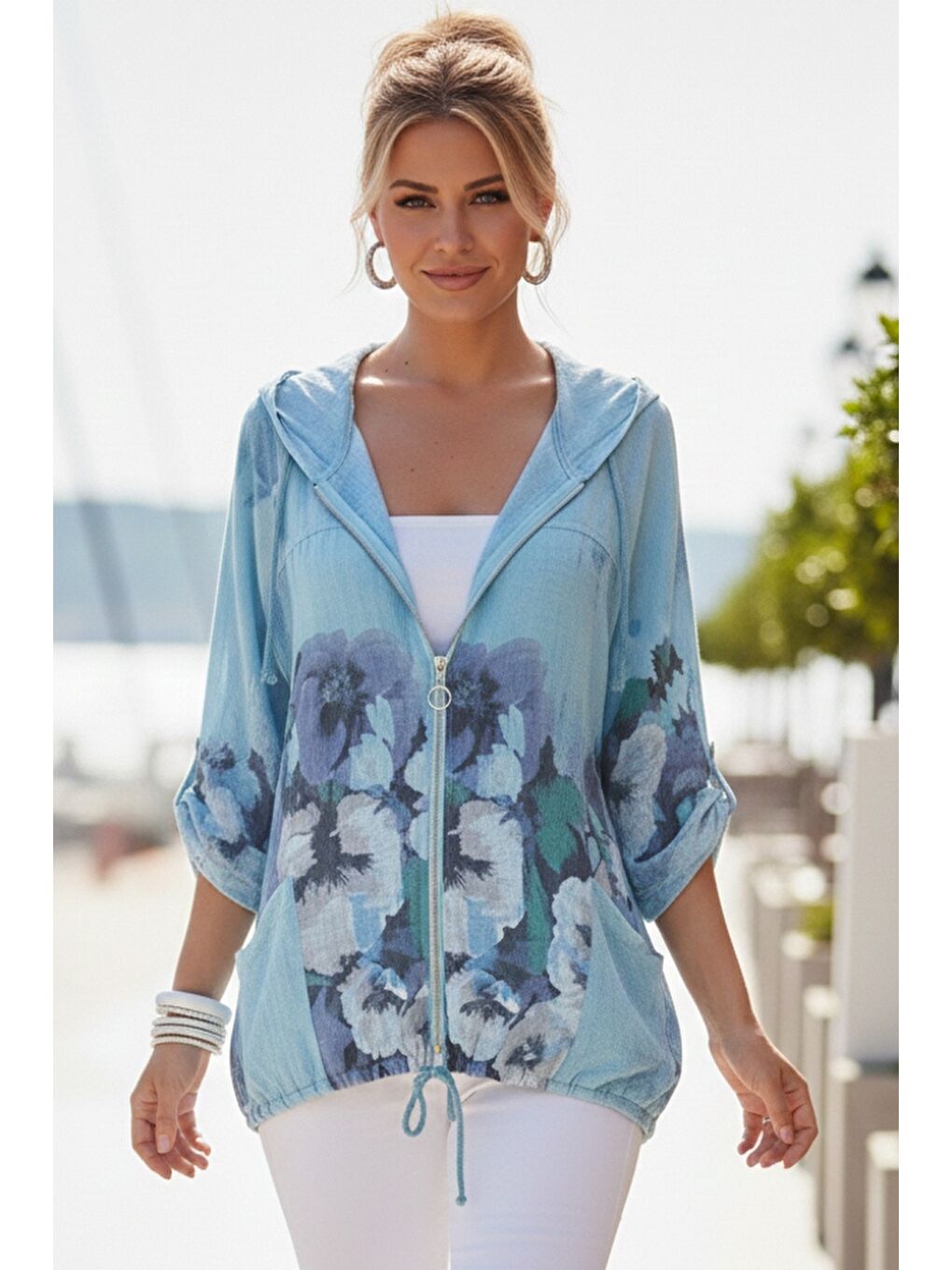 İtalyan Turkuaz Düğmeli Uzun Kollu Cepli Kapüşonlu Fermuarlı Baskılı Regular Boy Dokuma Ceket 68 65-3