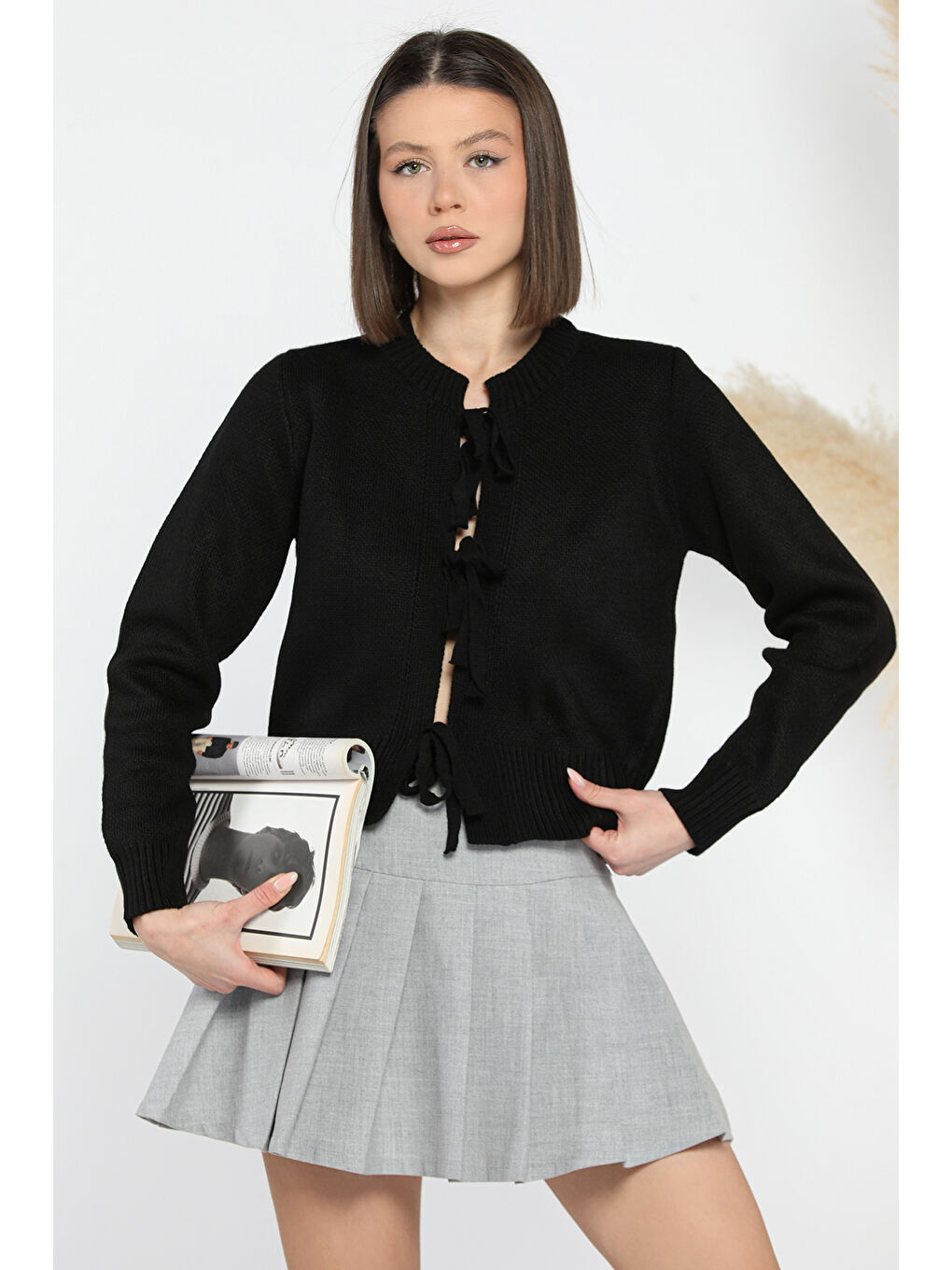 Siyah Kadın Ön Bağlamalı Triko Ceket