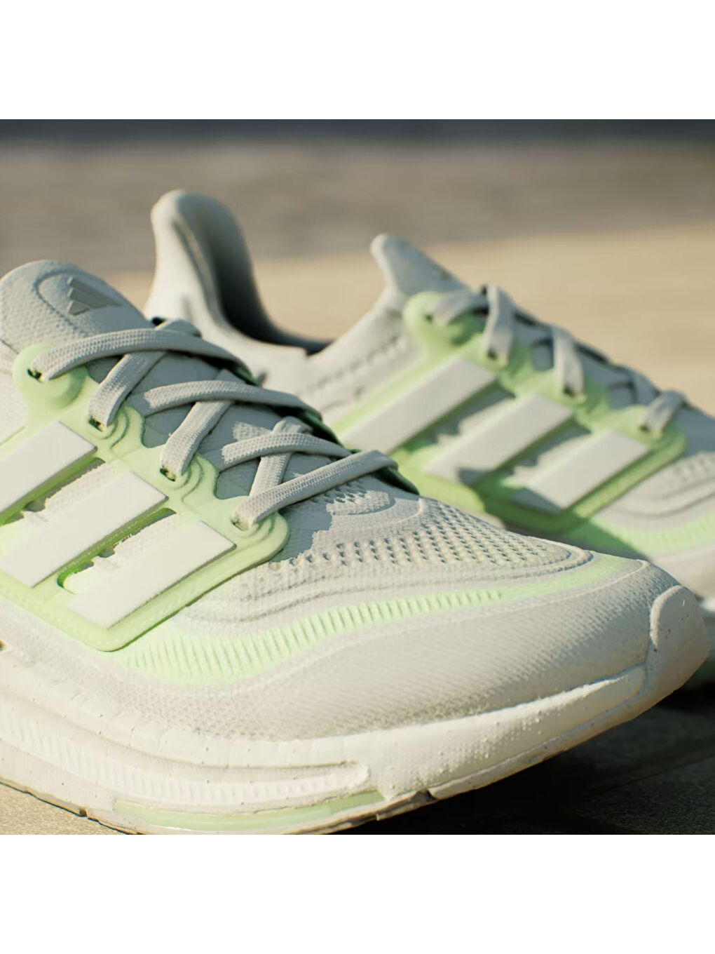 Turkuaz Ultraboost Light Kadın Yol Koşusu Ayakkabısı-6