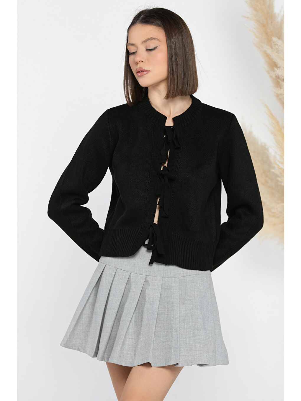 Siyah Kadın Ön Bağlamalı Triko Ceket-1