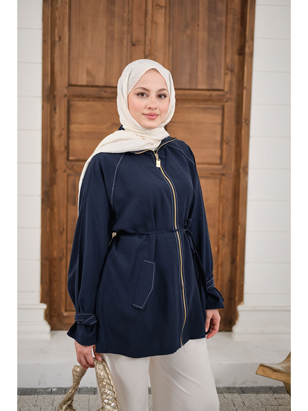 Kadın Gold Fermuar Detay Dikiş İzli Ceket Lacivert-4