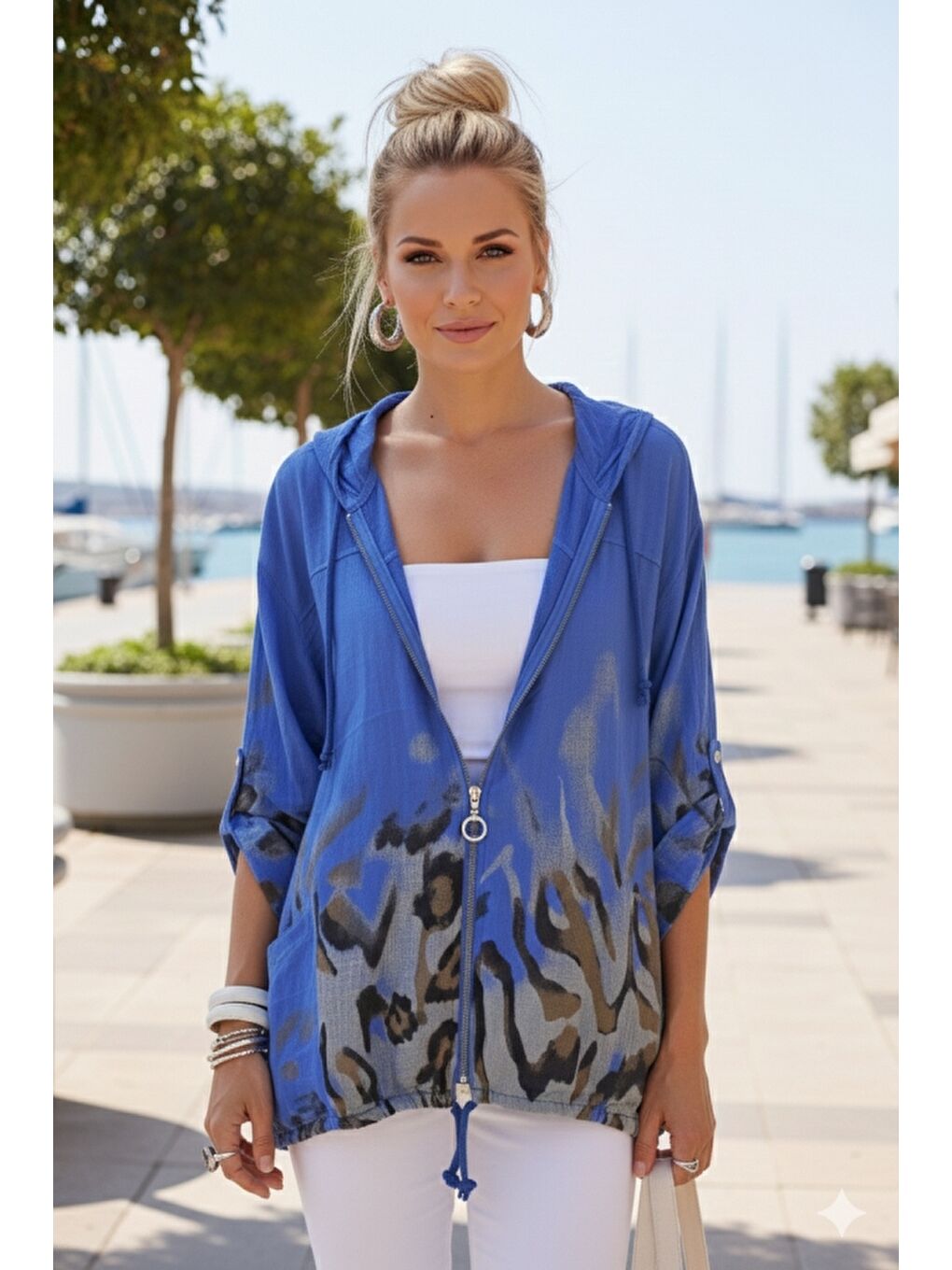 İtalyan Saks Mavisi Düğmeli Uzun Kollu Cepli Kapüşonlu Fermuarlı Regular Boy Dokuma Ceket 68 65