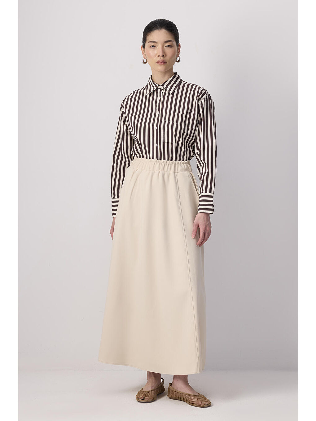 Bej Beli Lastikli Cepli Krep Etek