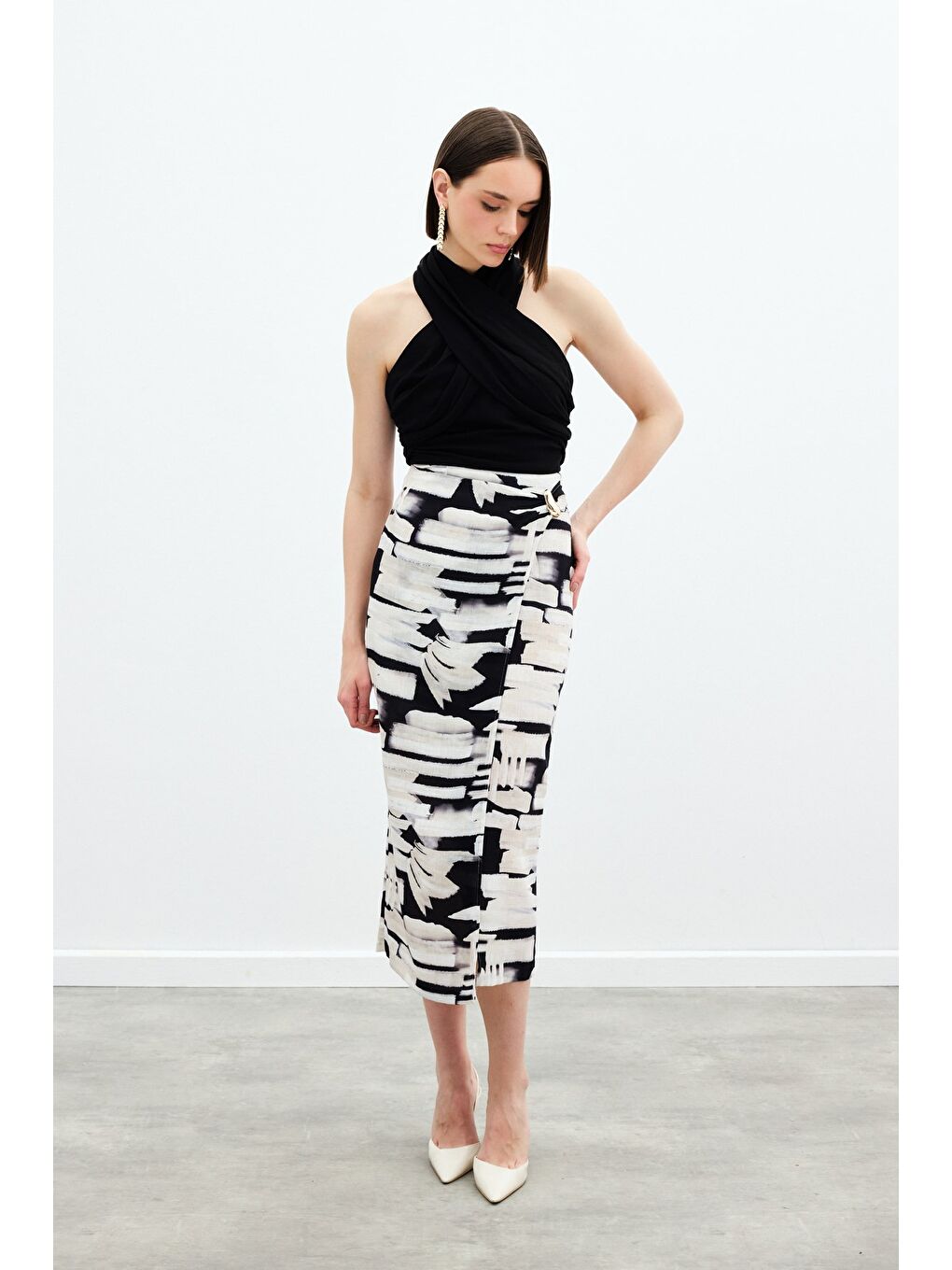 Desenli Keten Kalem Etek - Siyah-1