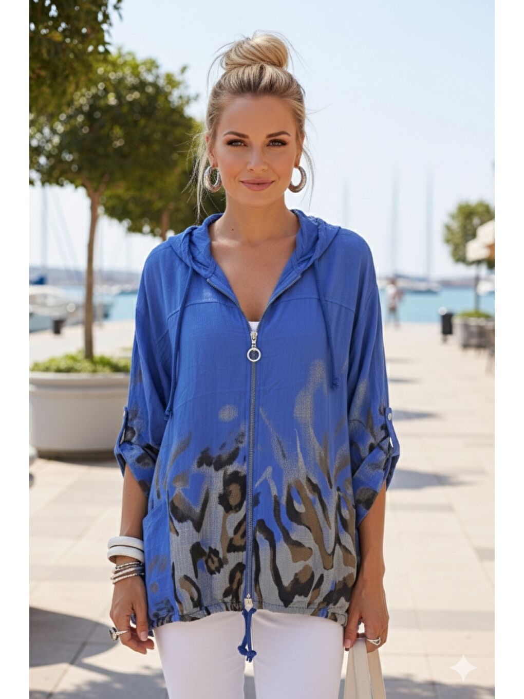 İtalyan Saks Mavisi Düğmeli Uzun Kollu Cepli Kapüşonlu Fermuarlı Regular Boy Dokuma Ceket 68 65-3