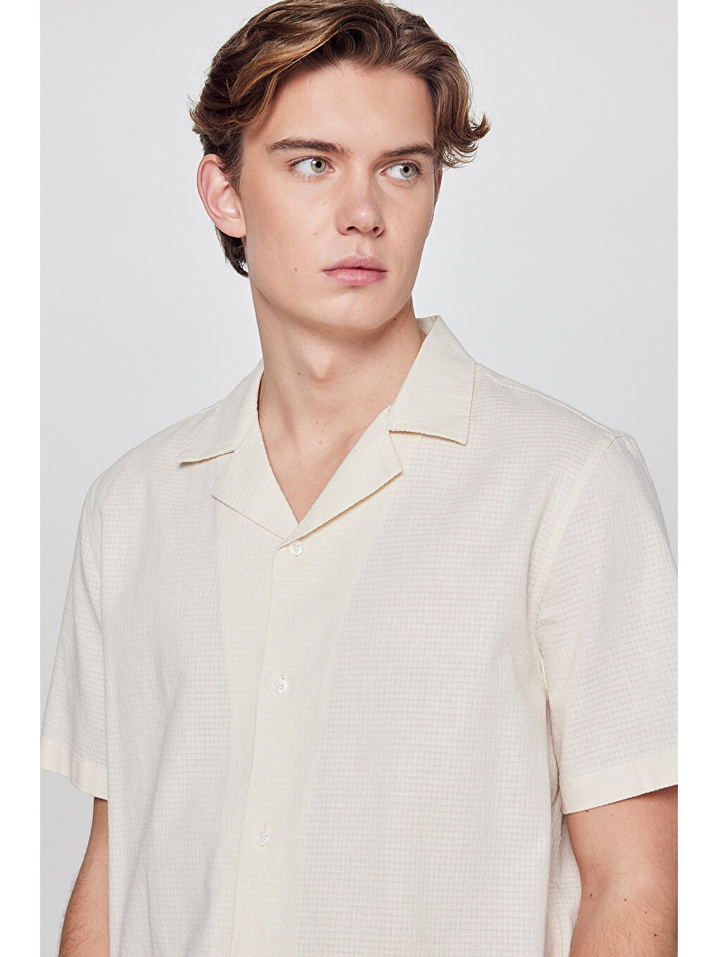 Bej Resort Yaka Kısa Kollu Gömlek-3