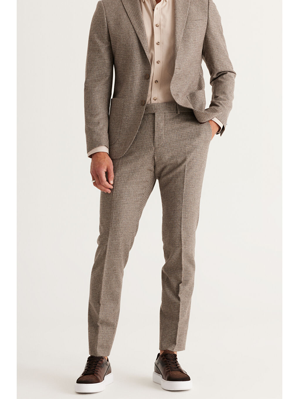 Erkek Kahverengi Slim Fit Dar Kesim Mono Yaka Kareli Yünlü Takım Elbise-3