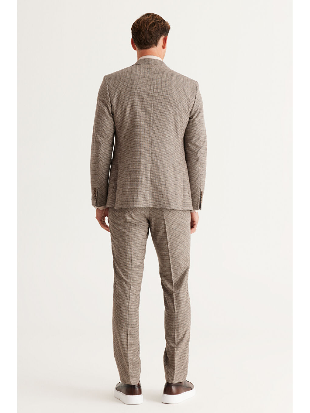 Erkek Kahverengi Slim Fit Dar Kesim Mono Yaka Kareli Yünlü Takım Elbise-4