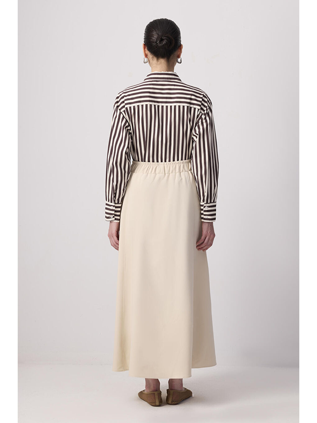 Bej Beli Lastikli Cepli Krep Etek-3