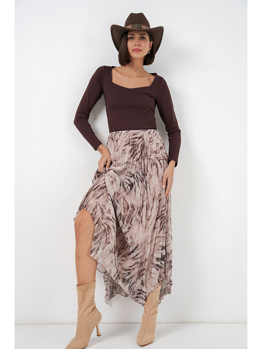 Kadın Asimetrik Kesim Şifon Etek 8056 - Bej-2