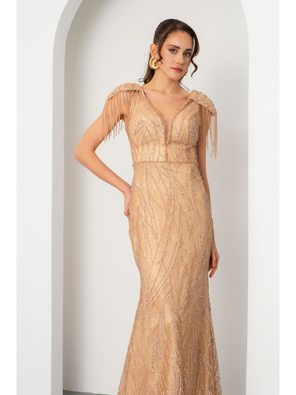 Sarı Kadın Gold Omuz Detay Simli Uzun Abiye Elbise-2