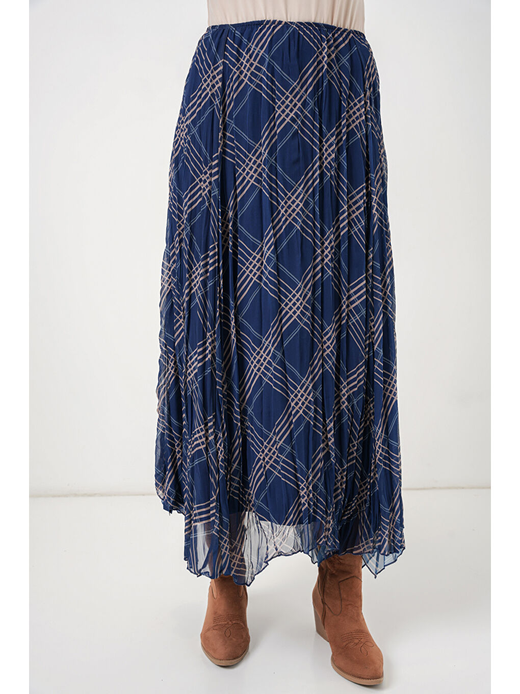 Kadın Asimetrik Kesim Şifon Etek 8056 - Lacivert-1