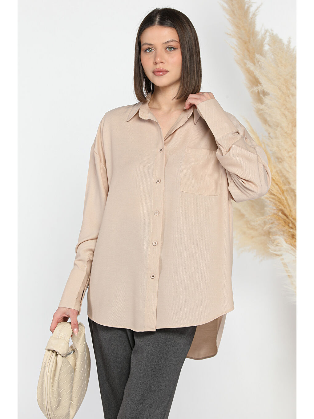 Bej Kadın Tek Cepli Salaş Gömlek-1