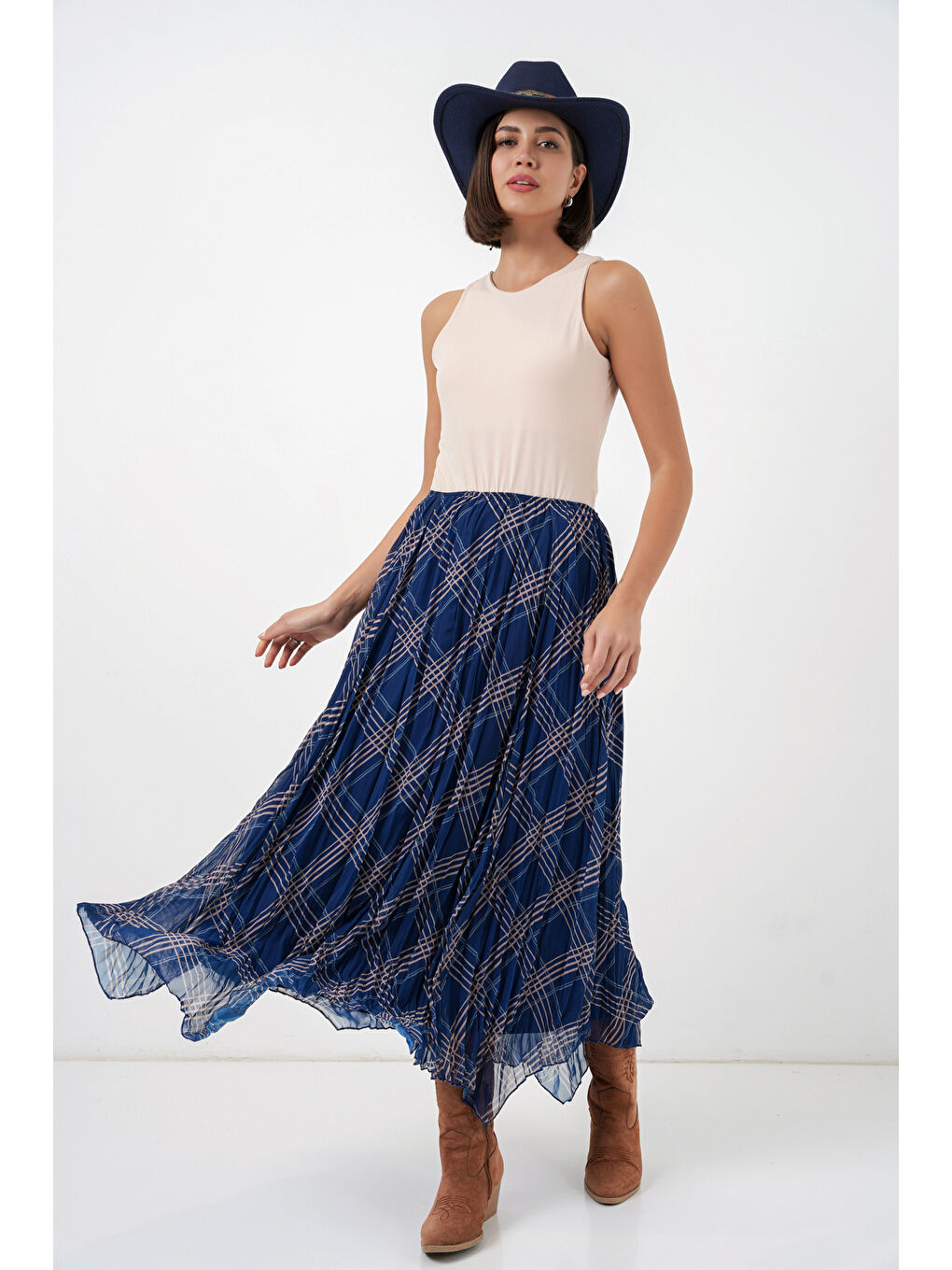 Kadın Asimetrik Kesim Şifon Etek 8056 - Lacivert-2